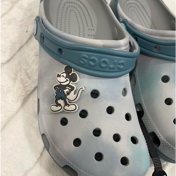 *NEW* Crocs Disney Parks Mickey Mouse tie-dye Blue Adult w/ Jibbitz UNISEX - Picture 2 of 13
